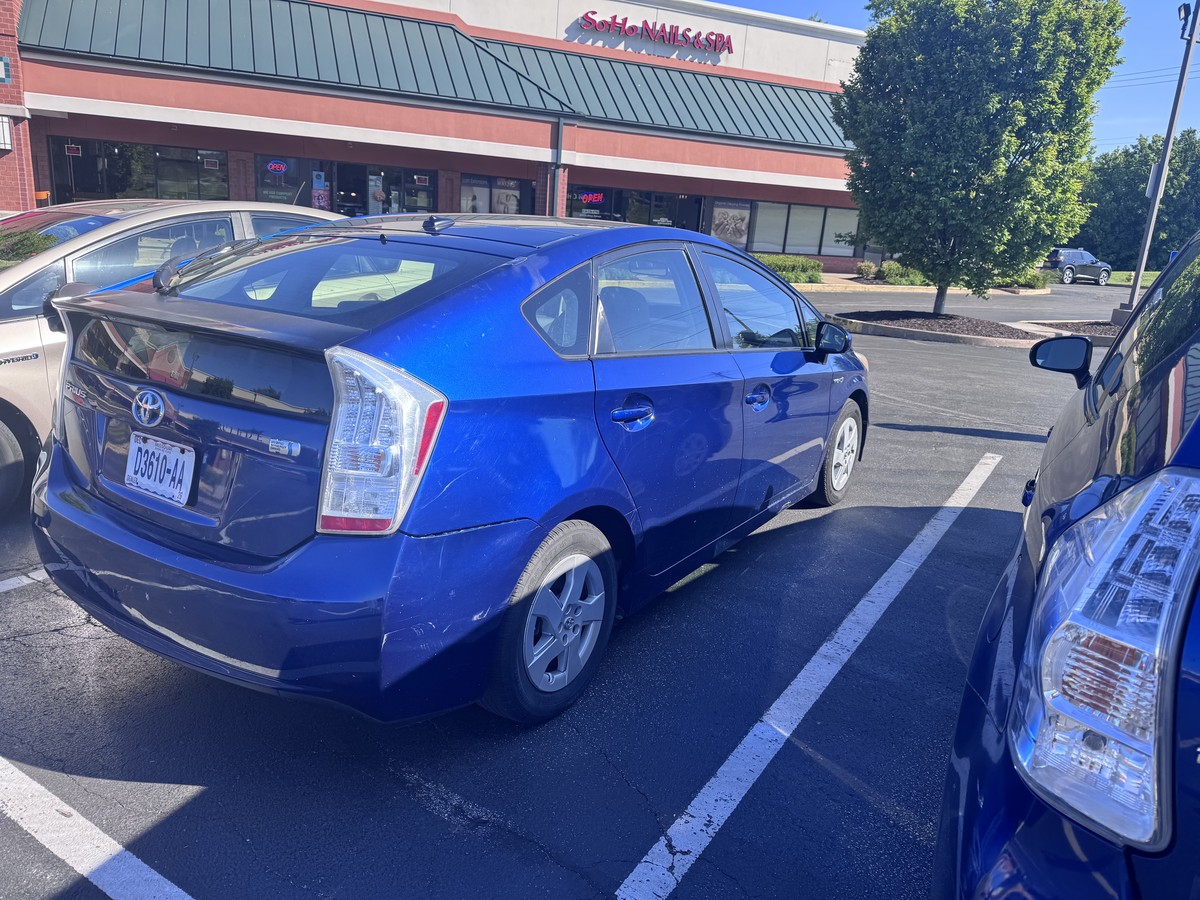 2010 TOYOTA Prius