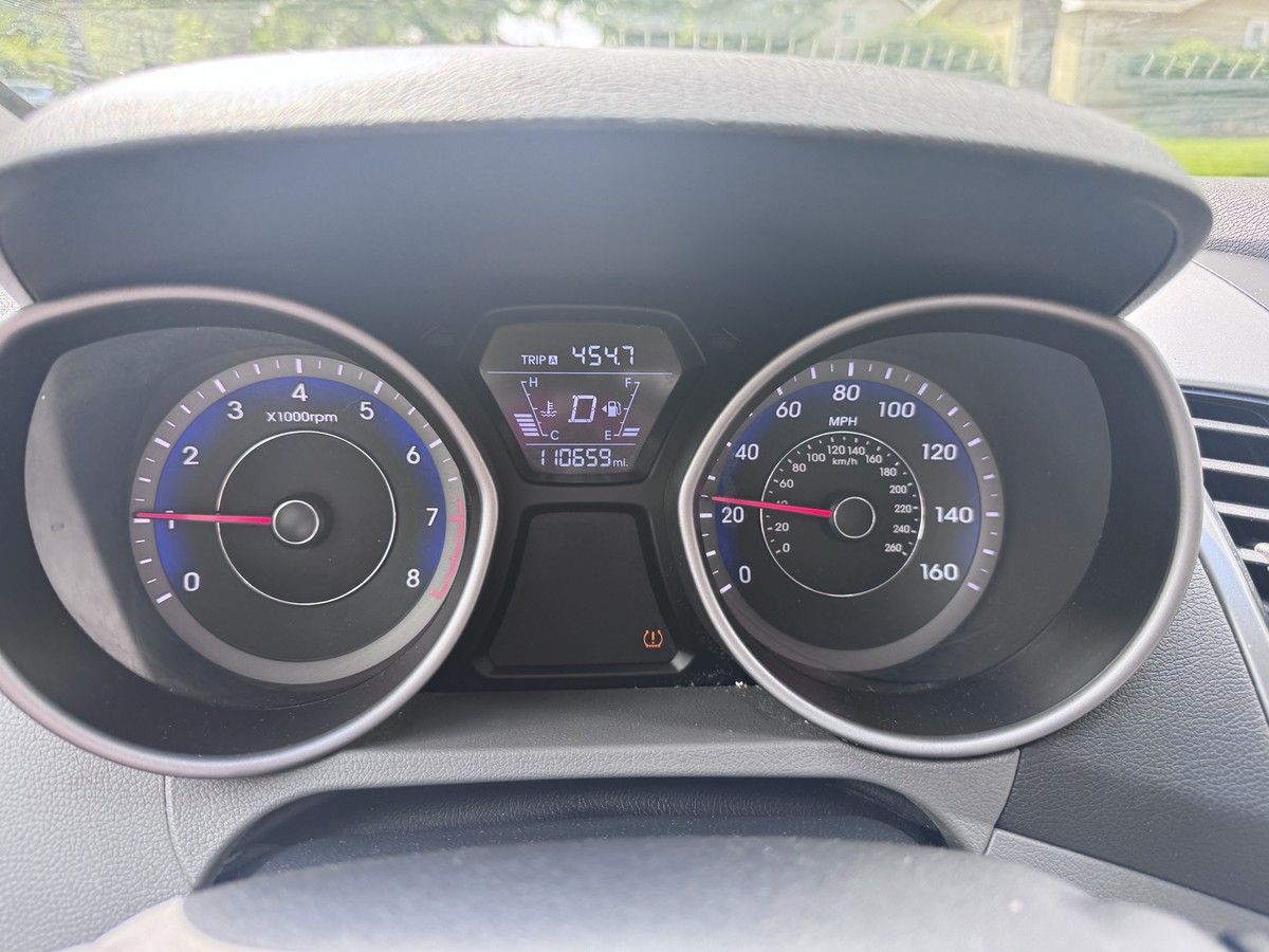 2015 HYUNDAI Elantra