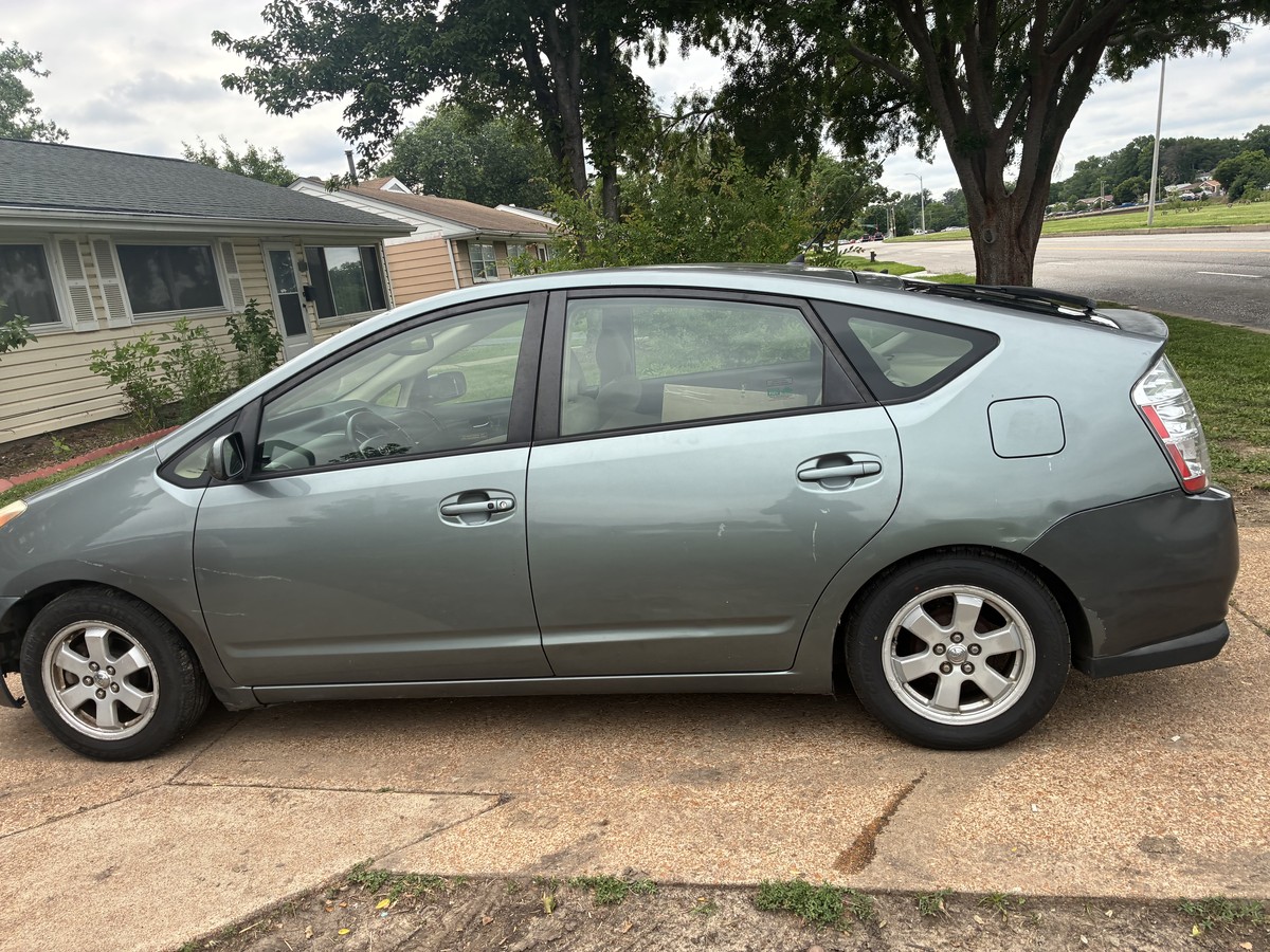 2005 TOYOTA Prius